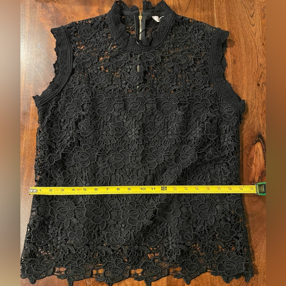 🚨NWT Nanette Lepore‎ lace top - Picture 8 of 9